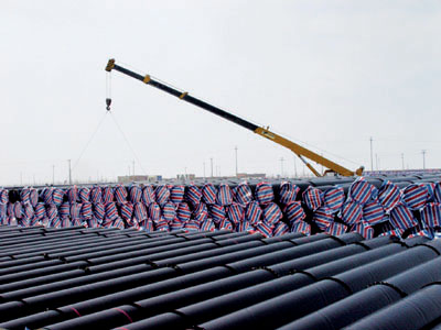 Hang and Load 3PE Coating Pipes of PSVSA-China Crude Oil Pipeline Project 