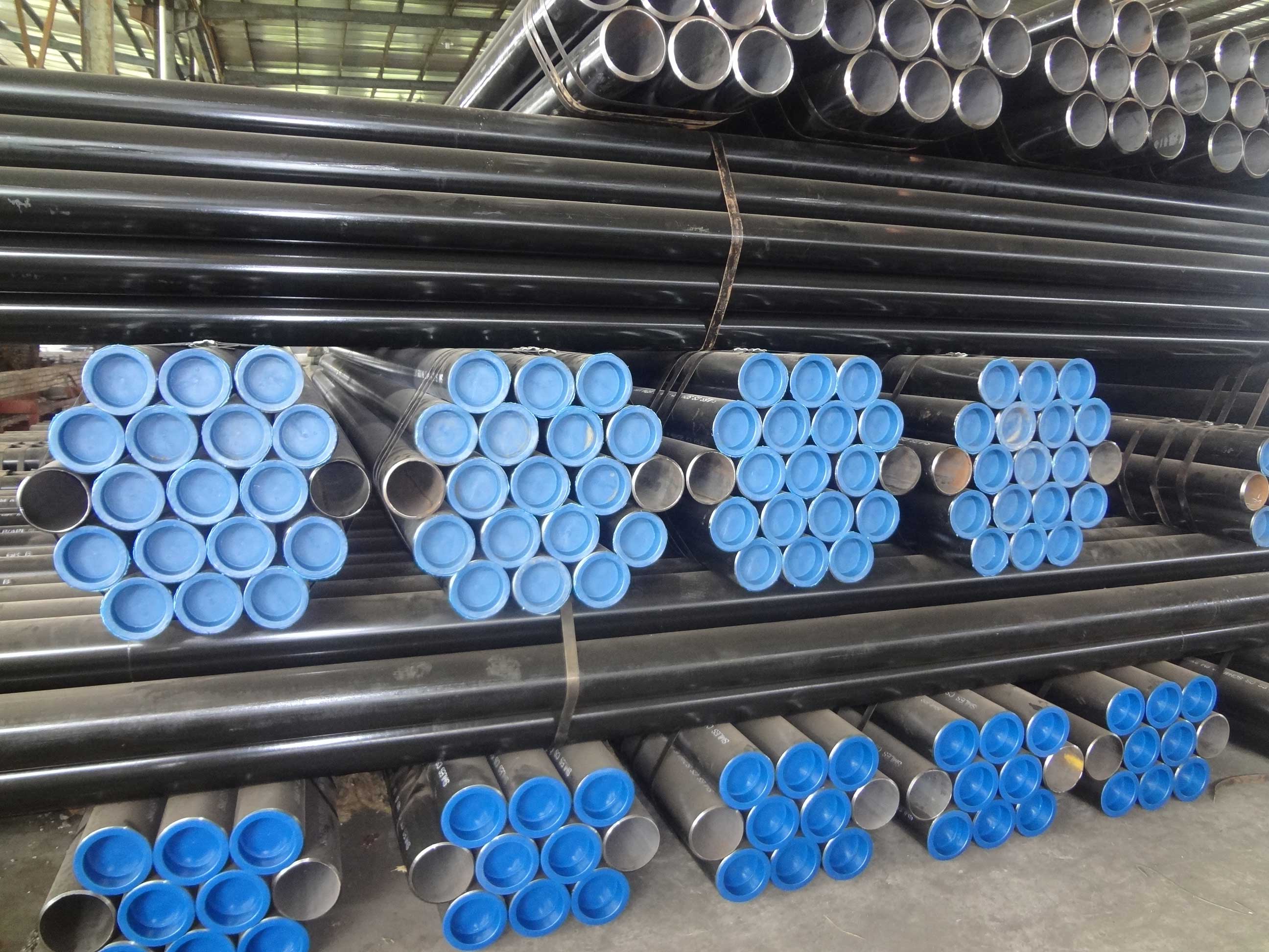High-Quality-ASTM-A53-Carbon-Steel-Seamless-Pipes